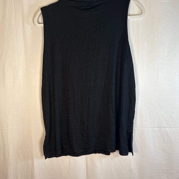 Elegant Black Sleeveless Blouse Size Medium Turtleneck NWT - Picture 8 of 10